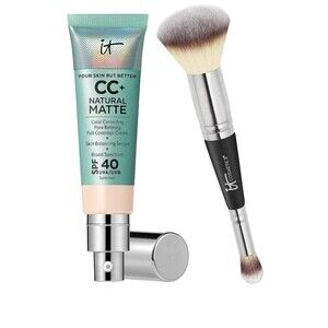 IT Cosmetics CC+ Natural Matte Foundation with Brush - Light